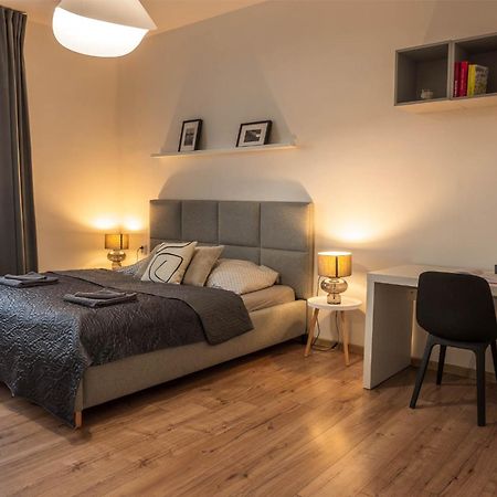 Apartman U Vystaviste Оломоуц Екстер'єр фото